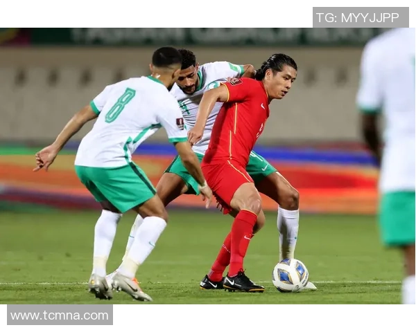 2017年中国足球队对阵沙特阿拉伯队的精彩比赛回顾与分析 2017年中国足球队对阵沙特阿拉伯队的精彩比赛回顾与分析