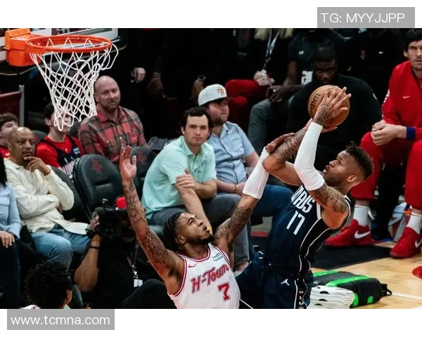 2018年2月12日火箭队与独行侠队激战回顾精彩瞬间与赛后分析 2018年2月12日火箭队与独行侠队激战回顾精彩瞬间与赛后分析