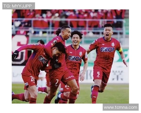 今日川崎与大阪激战结果揭晓球迷热议精彩瞬间与赛后分析 今日川崎与大阪激战结果揭晓球迷热议精彩瞬间与赛后分析